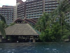 -三亚湾海居铂尔曼度假酒店