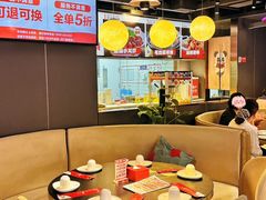 -辣尚瘾·烤鱼·新川菜(牡丹园直营店)