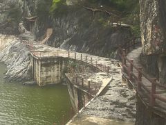 -汉中石门栈道风景区