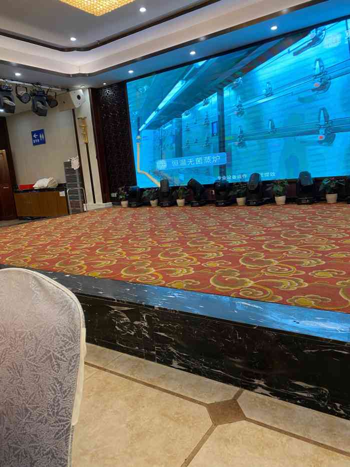 东江渔村(太和店)-"在白云这边算是略偏了吧,路边都在搞开发,.