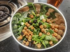 -鸿顺老铁锅美蛙鱼府(解放碑店)