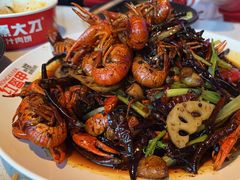 -红盔侠小龙虾(海宁银泰店)