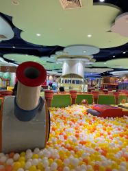 -MELAND CLUB亲子乐园•派对(虹桥万象城店)