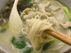 -明呈黄鱼面馆(斜土路店)