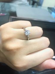 -威德钻石-克拉钻大本营(南京东路店)