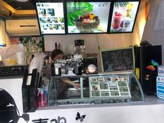 -津椰本·海南正宗椰奶清补凉(店一店)