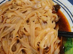 -霸蛮湖南菜·牛肉粉(荣京西街店)