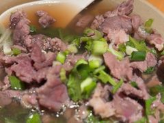 -大众跷脚牛肉馆·非遗传承单位(峨眉山店)