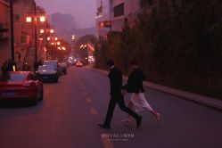 点击看大图 -挪娅婚纱摄影皇家会所