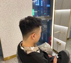 -3AM·S HAIR SALON烫发染发接发