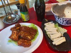 -二荆条·蜀鲜汇城市森林火锅