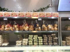-白玉兰食品(中山公园龙之梦店)