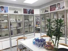 -潘多拉眼镜·蔡司依视路明月(潘家园店)