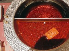-牛YO寿喜烧·铁板烧和牛火锅自助(市府恒隆店)