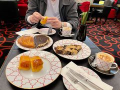 -Salon de The de Joel Robuchon(外滩18号店)
