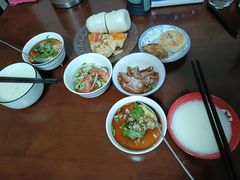 -天鹅到家·保姆月嫂育儿嫂(总店)