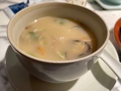 宋嫂鱼羹-湖滨28中餐厅·西湖宴·杭州君悦酒店