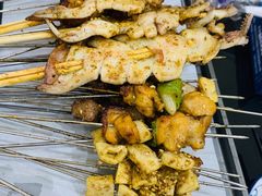 -清真磊磊烧烤老店(饮虎池街34号店)