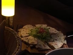 鸡肉卡萨蒂亚-VENU+海景酒廊