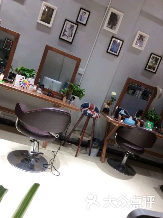 佛伦斯美发工作室(大上海城店)图片 - 第4张