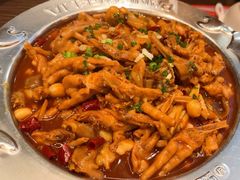 -胖哥俩肉蟹煲(湖滨银泰in77店)