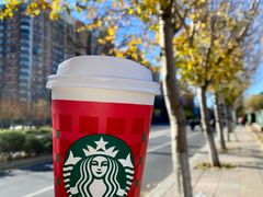 -星巴克(北京枫尚奥莱店)