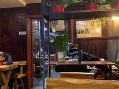 -万记麻辣烫国展总店