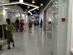 -兴旺欧韩城(上海兴旺国际服饰城店)