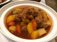 番茄炖牛腩-尚一汤 广东炖汤(金桥国际店)