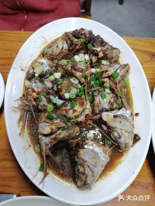 章记正宗南岗鱼蛋火锅图片