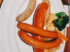 -LENBACH兰巴赫西餐啤酒坊(水璟唐店)