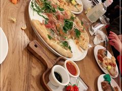 -城市大道红炉披萨烘焙坊