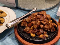 -海派美食·家宴海鲜青岛菜·石锅鲽鱼头(东方城店)