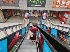 -资和信百货商场