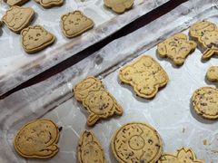 -三只小羊蛋糕DIY烘焙·拼豆·银饰(光谷店)