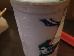 -柳州肥姨妈大骨螺蛳粉(万达中心店)