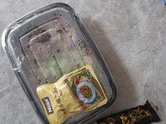 -瑞霖·隆江猪脚饭