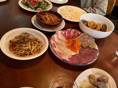 -羽深肉铺 Steak & Wine