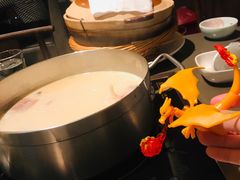 -捞王锅物料理(上海世茂广场店)