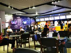 -大地影院(上海南汇店)