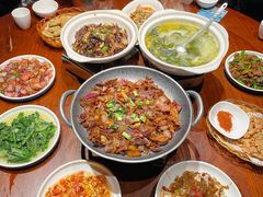 -唐师傅湘西名菜馆(武陵路店)