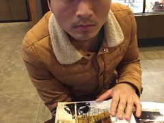 -星巴克臻选(深圳龙华红山天虹店)