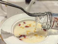 -燕庭·纯燕窝·甜品下午茶(南京西路店)