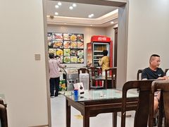 -龙香居海鲜浑锅家常菜·特色驴肉