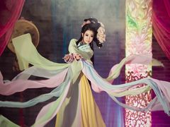 -九月鹰飞汉服摄影工作室