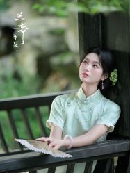 -雅云婚纱摄影工作室旗舰店