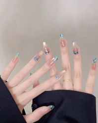 -桃色美甲沙龙