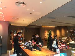 -星巴克臻选(广州好世界广场店)