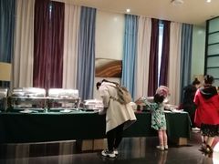 -喜鹊愉家酒店(郑州曼哈顿博览中心地铁站店)