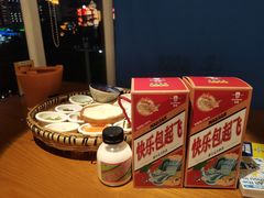 -包整·丝娃娃(一览甲秀楼风景店)